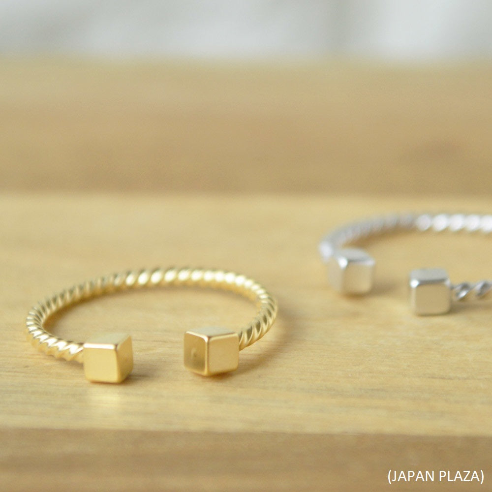 Cube Ring with Mat Color Plating (Made in Korea) - Just £6.70! Shop now at JAPAN PLAZA UK